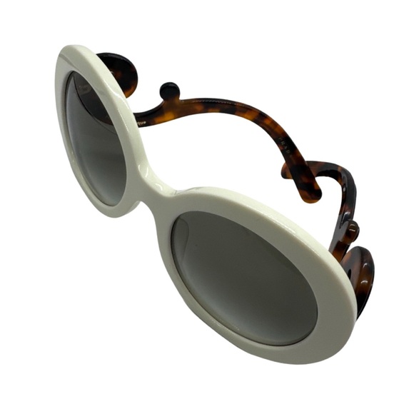 PRADA Sunglasses 😎 - Picture 13 of 17